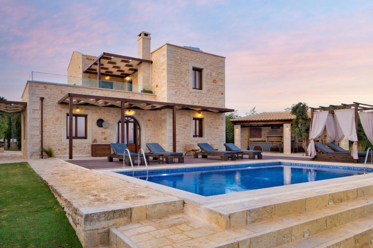 Villa Stoneville