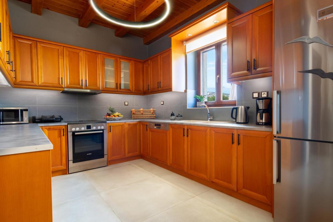 Villa Stoneville